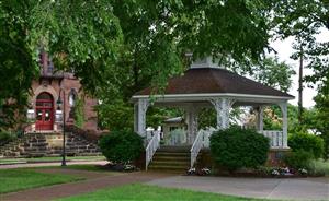 Photo of white gazebo at Bedford Commons